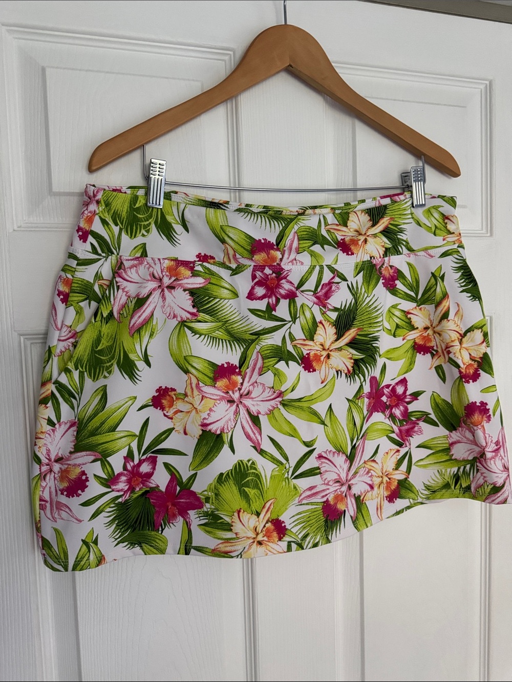 Tommy Bahama Everyday Active Floral Skort